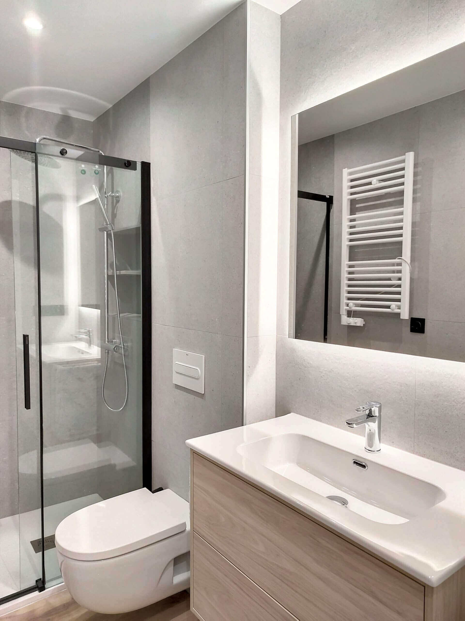 Salle de bain après grand ménage